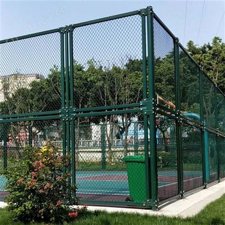 华丽体育球场护栏网篮足球场防护勾花围网体育场围栏学校操场围网