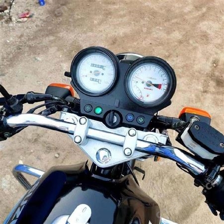 原装原版二手摩托车批发车 铃木锐爽EN125准新车状态 圆灯运动款的