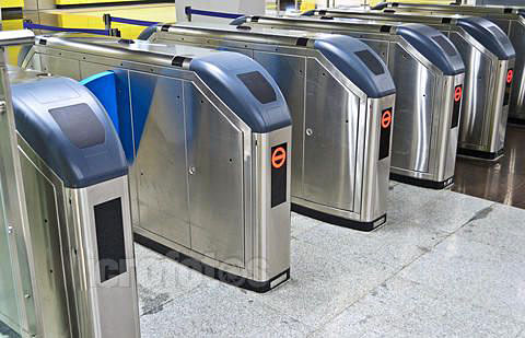 三辊闸怎么读_三辊闸闸机历史与发展