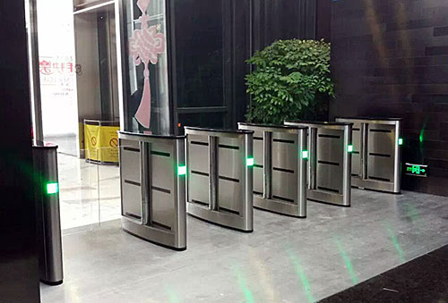 静电检测三辊闸_三辊闸存在问题